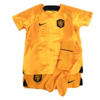 Nederland Fotballklær Hjemmedraktsett Barn VM 2022 Kortermet (+ korte bukser)